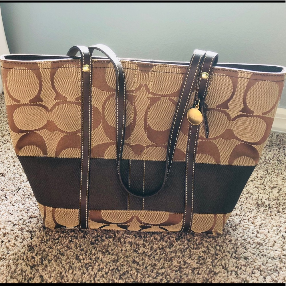 Coach Stripe Tote Handbag | No: C0768-11098